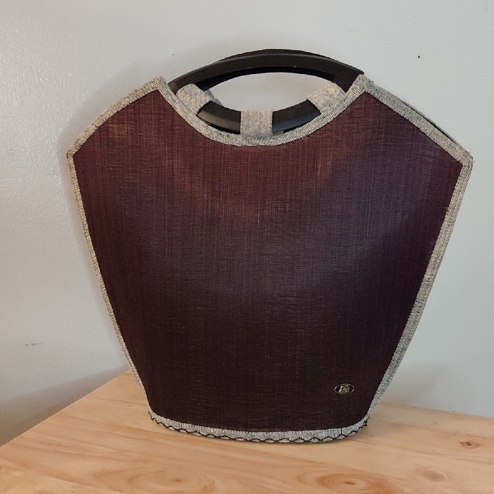 Elegant Plum Tote Bag with Textured Handle